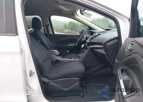 2015 Ford Escape S из США, поврежденный, VIN 1FMCU0F71FUC14305
